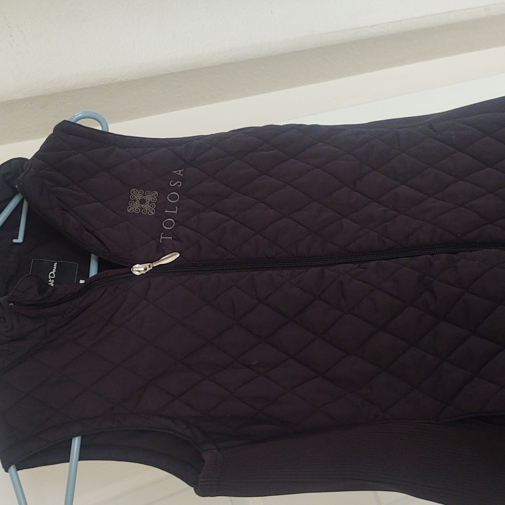 Straight Down  vest